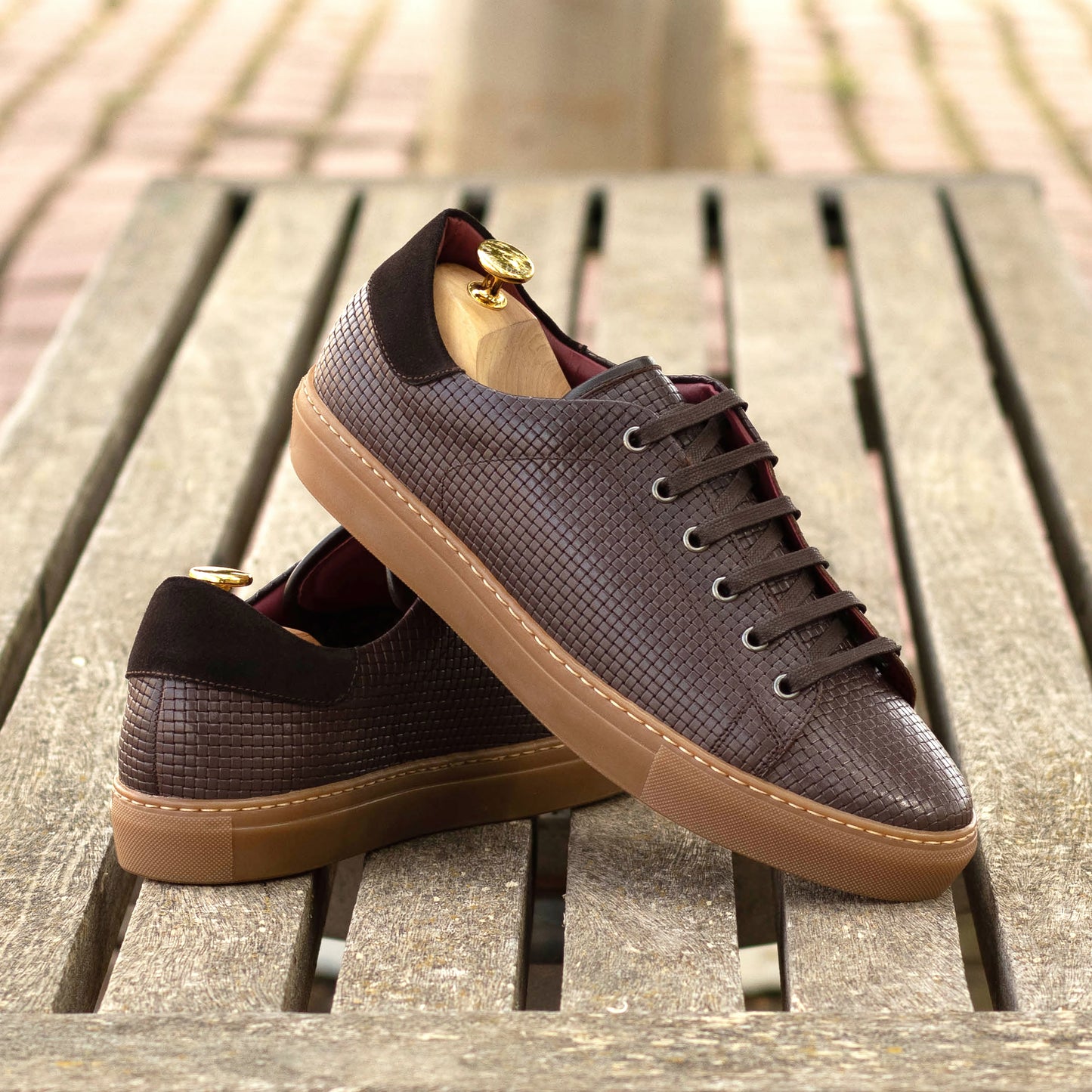Trainer Brown Model #1085870