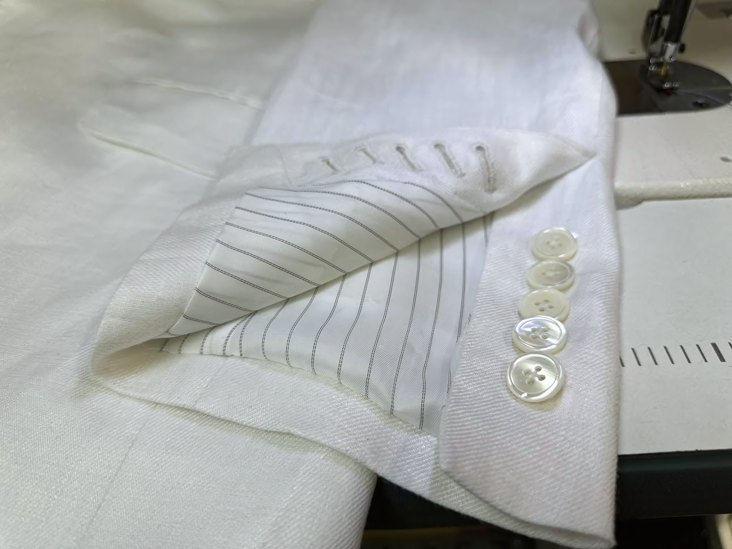 BESPOKE C.O.D.E Pure Linen Suits / White - Hand-made Single Breasted Notch Lapel Men's Two Piece Slim Fit Suit