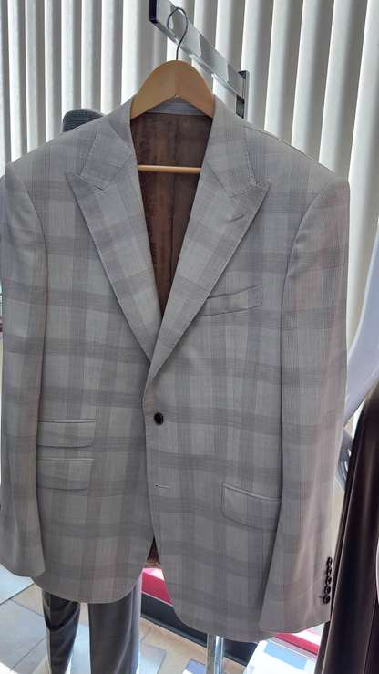 Custom-made 100% Merino Wool Suits / Light Brown - Custom-made Single-Breasted Peak Lapel Men's Three Piece Slim Fit Suit