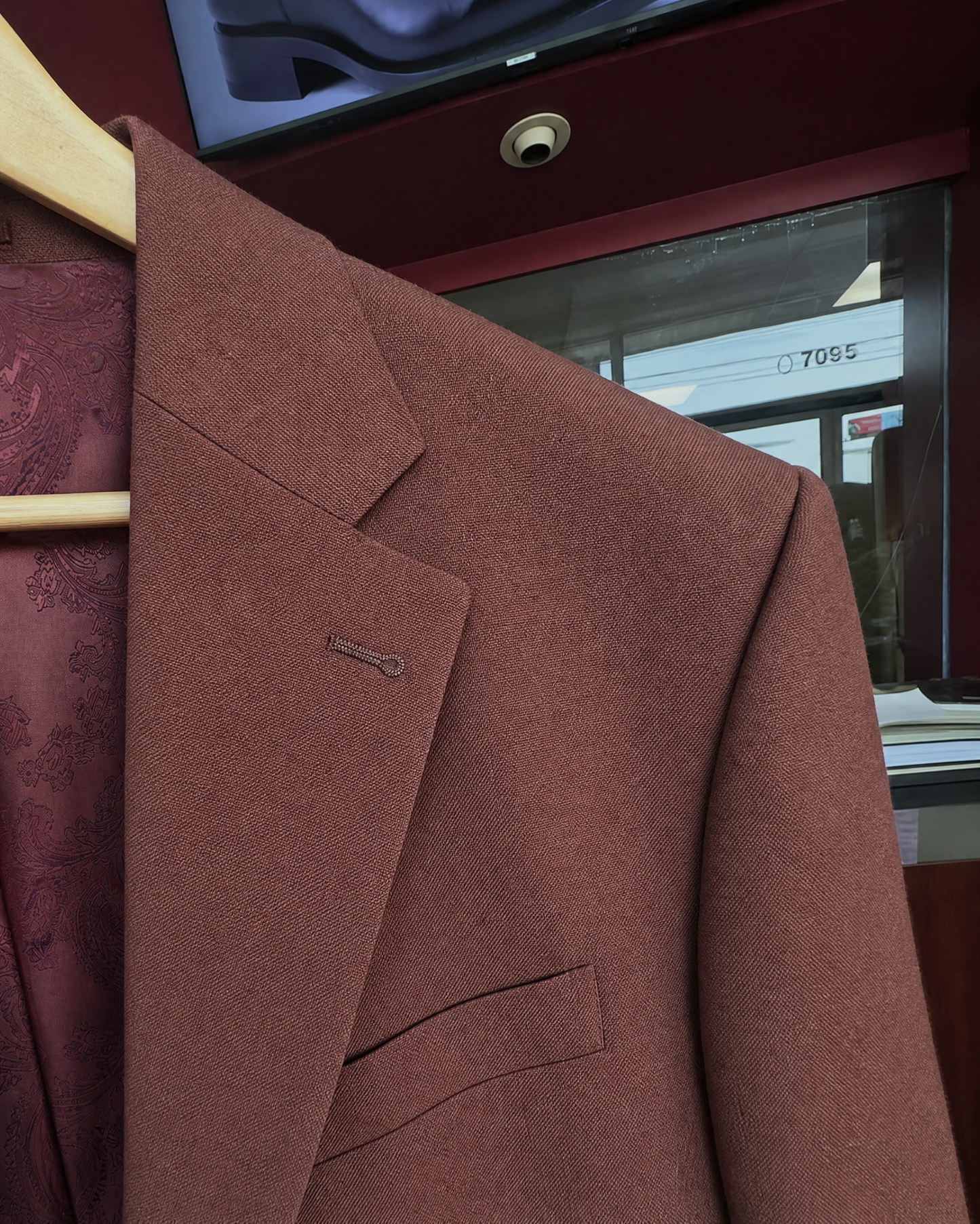 L-egance Custom-made Notch Lapel Men's Three Piece Slim Fit Suit -  Copper Rose Australian Wool-blend Suit
