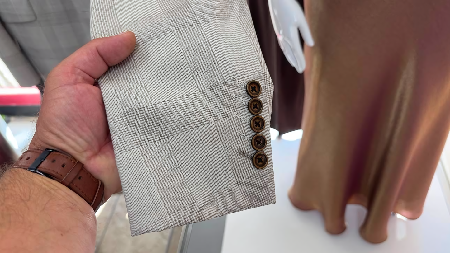 Custom-made 100% Merino Wool Suits / Light Brown - Custom-made Single-Breasted Peak Lapel Men's Three Piece Slim Fit Suit