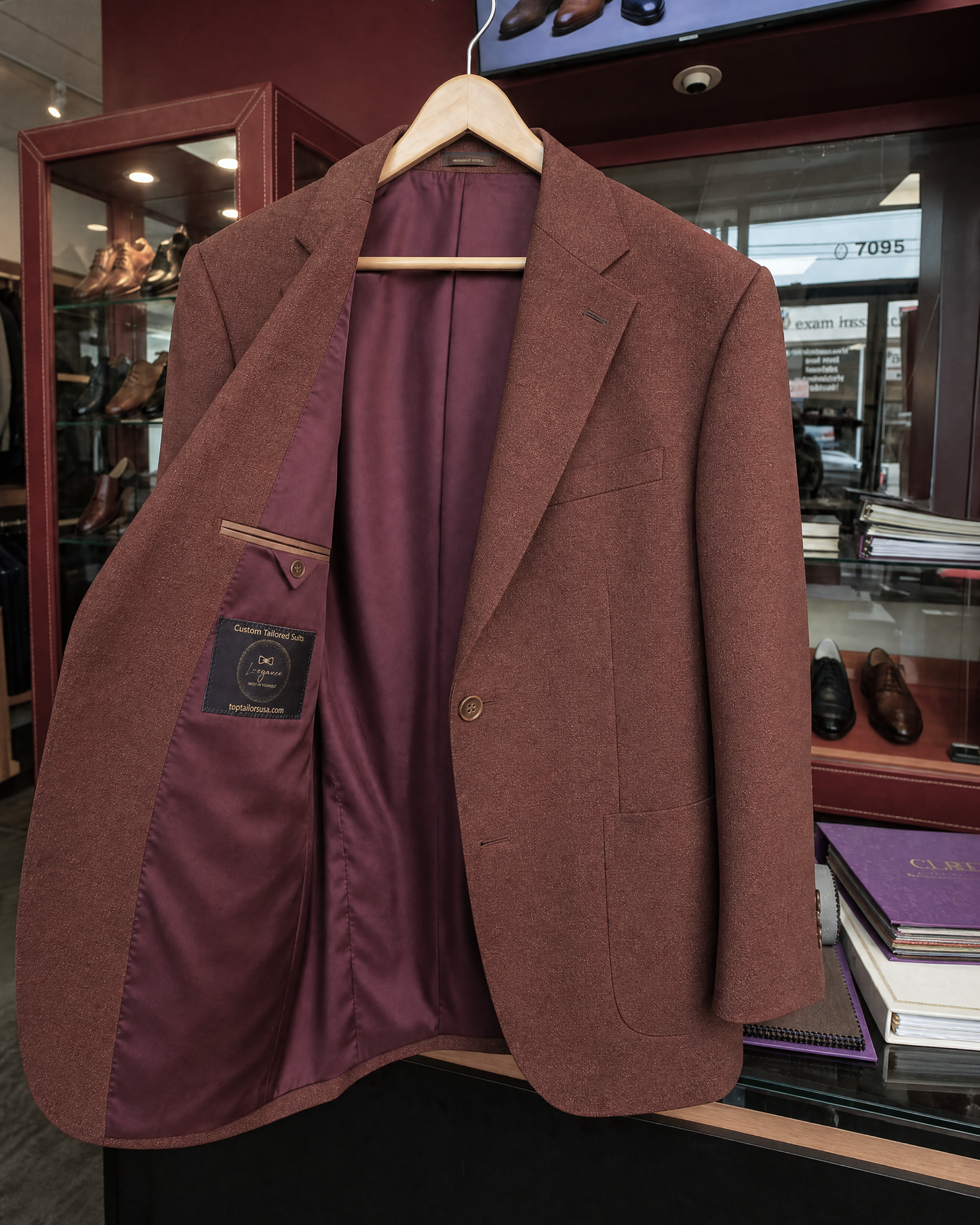 L-egance Custom-made Notch Lapel Men's Three Piece Slim Fit Suit -  Copper Rose Australian Wool-blend Suit