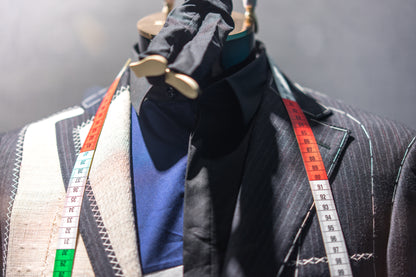 Custom made     Prestige - 5 Suit